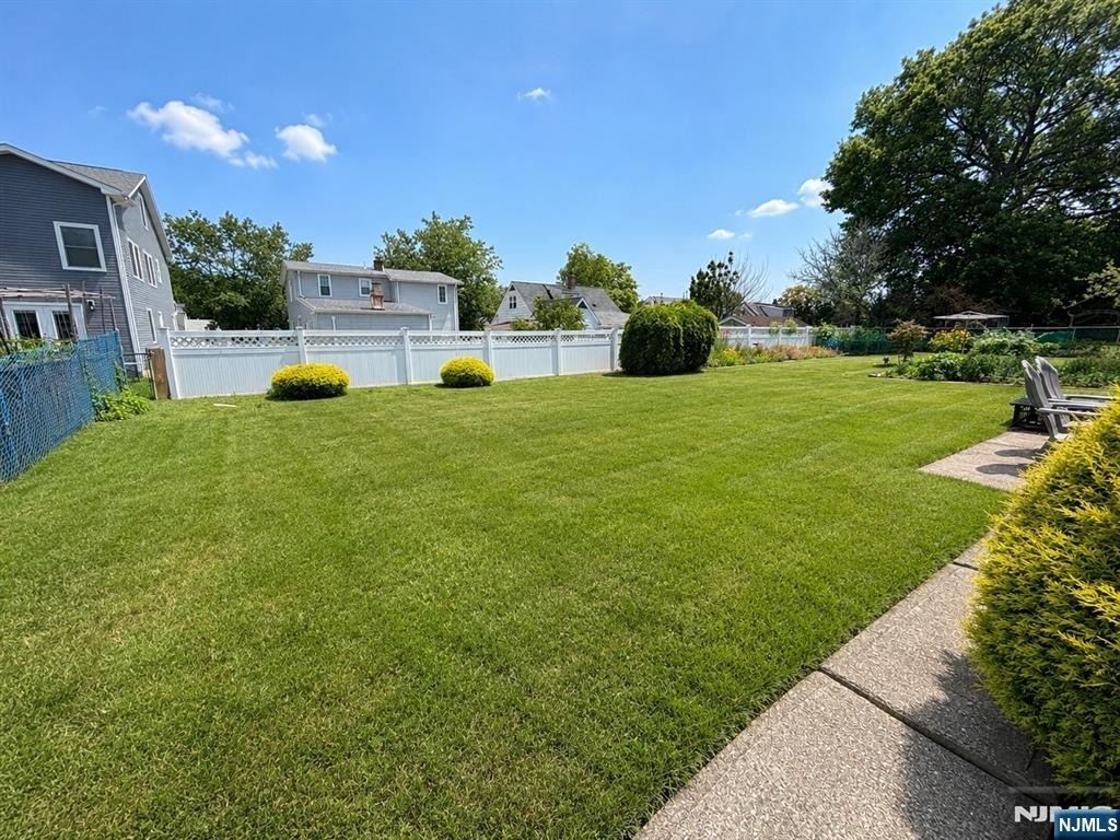 110 Rutherford - Photo 12