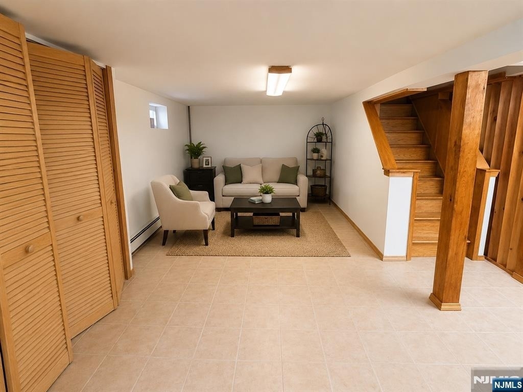 110 Rutherford - Photo 9