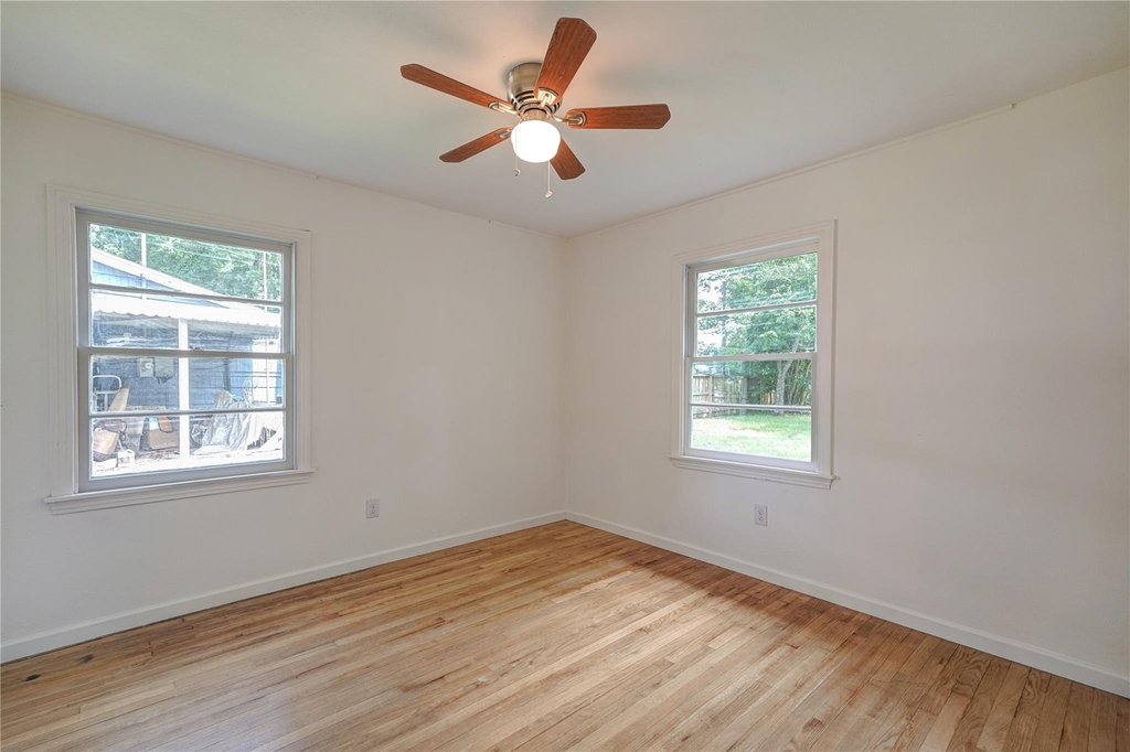 1319 Elm Street - Photo 36