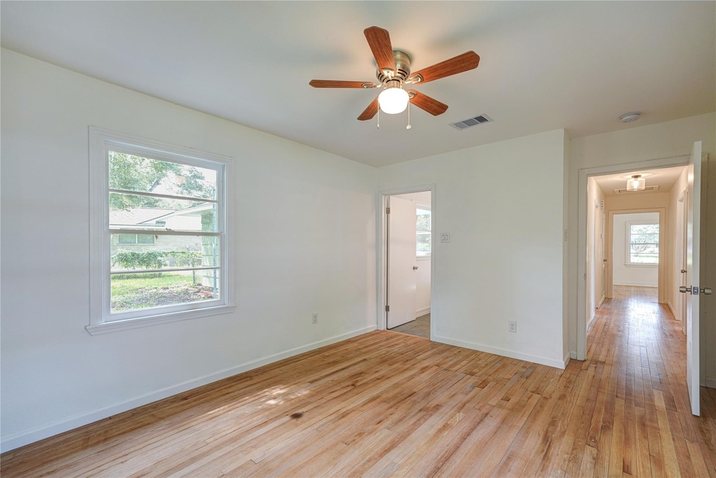 1319 Elm Street - Photo 30