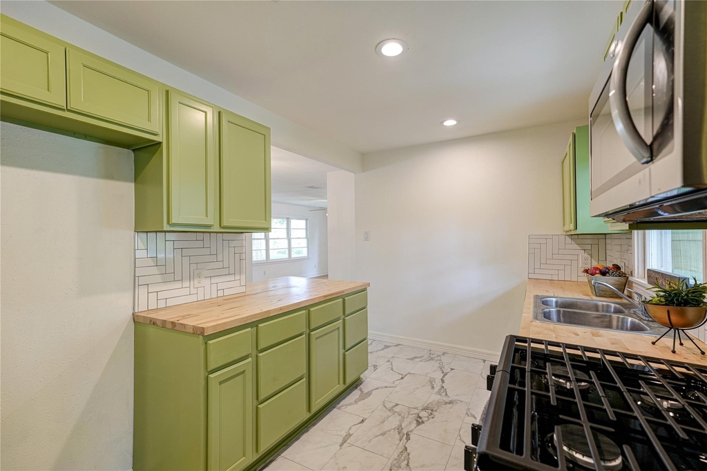 1319 Elm Street - Photo 20