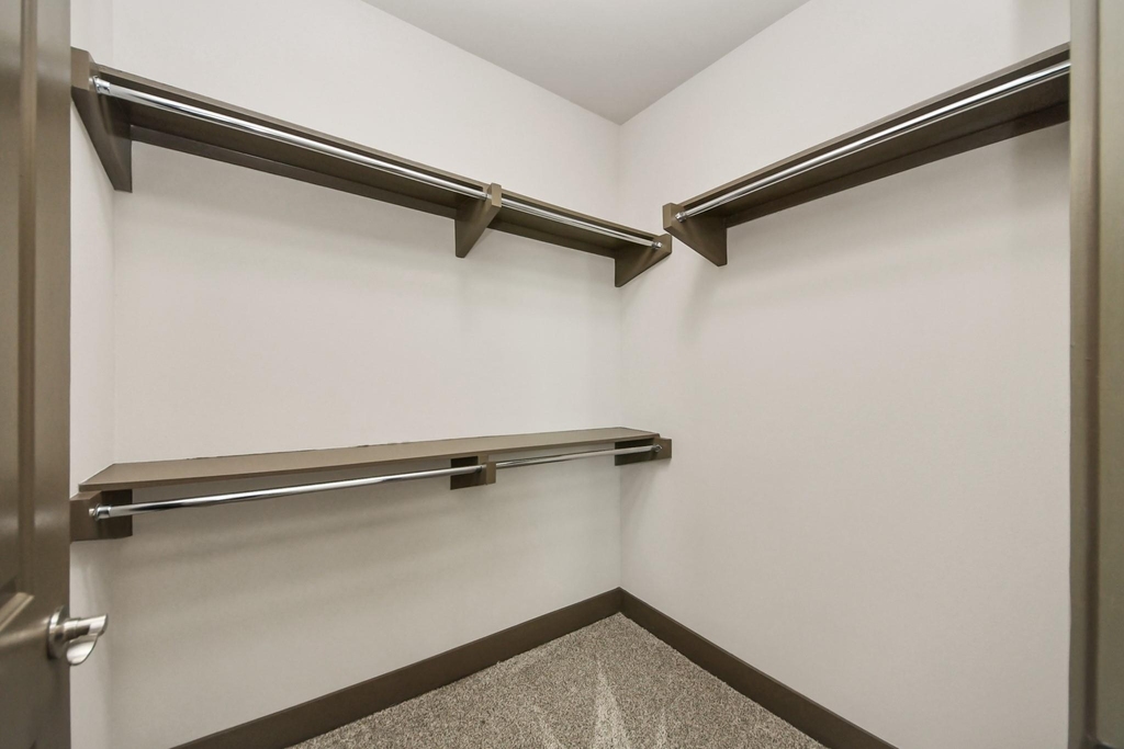 5454 Washington St Avenue - Photo 9