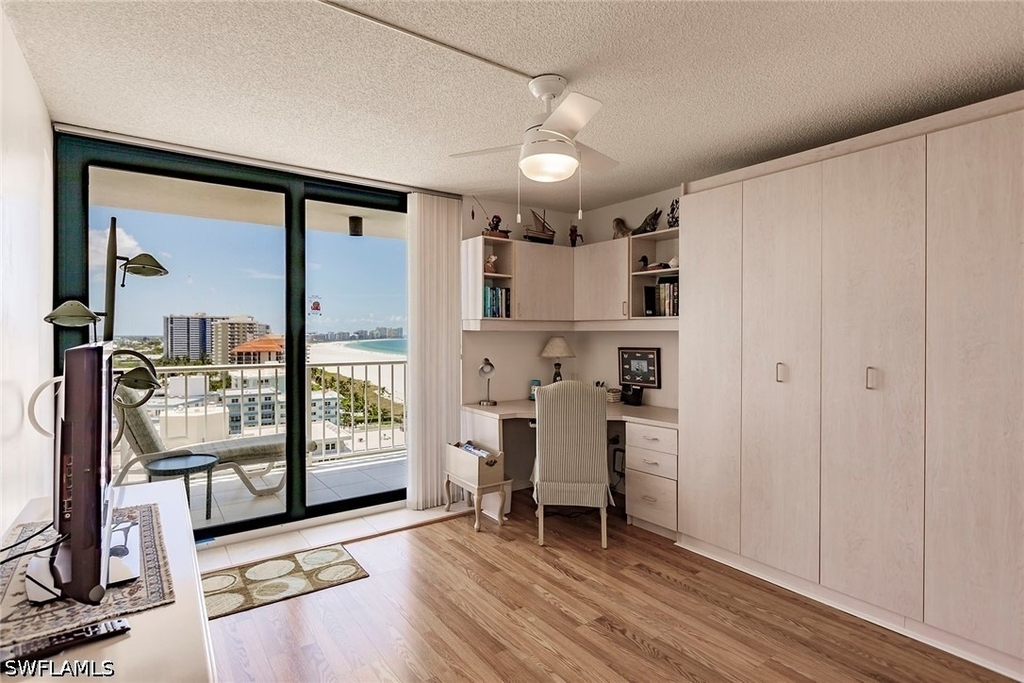 260 Seaview Court - Photo 14