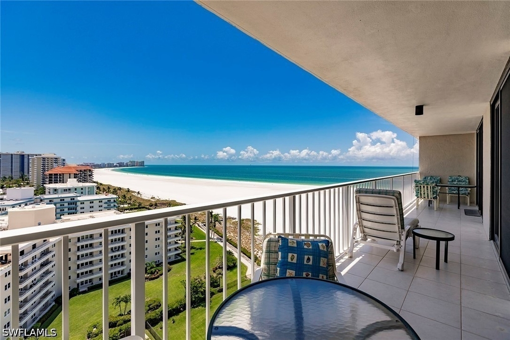 260 Seaview Court - Photo 2
