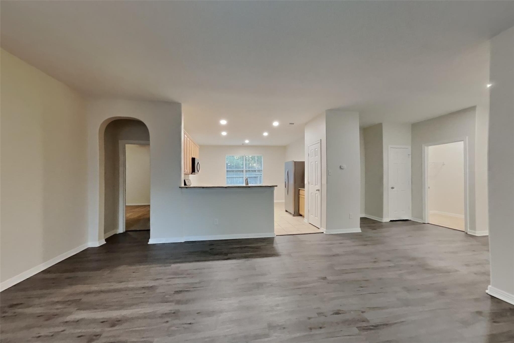 17906 Magenta Springs Drive - Photo 2