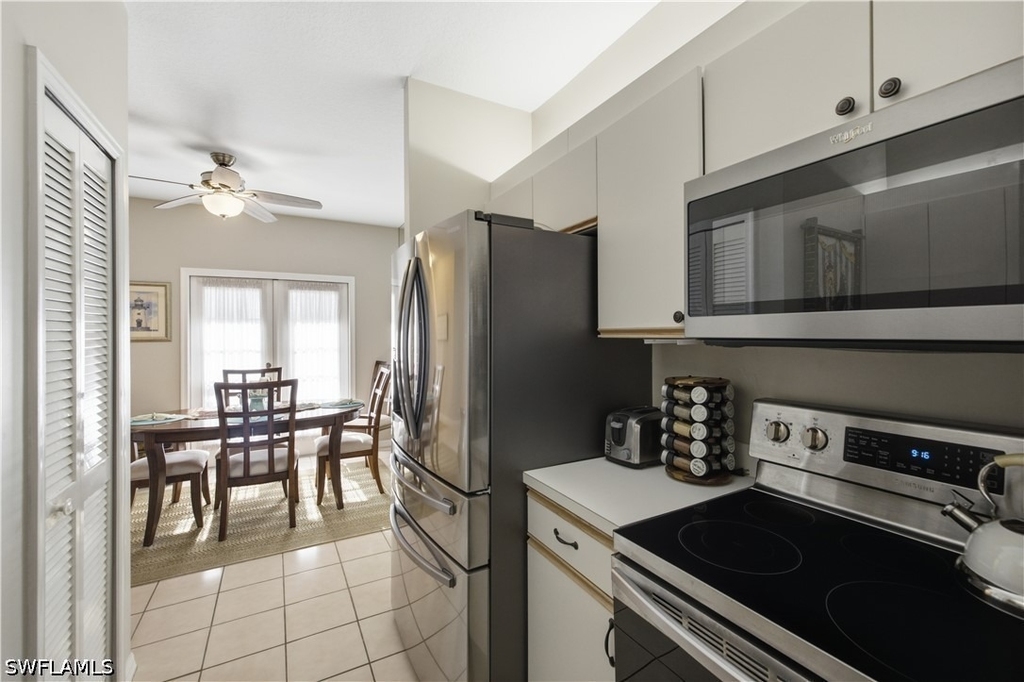 7054 Barrington Circle - Photo 7
