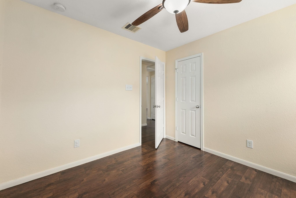 15906 Arapaho Bend Ln - Photo 18