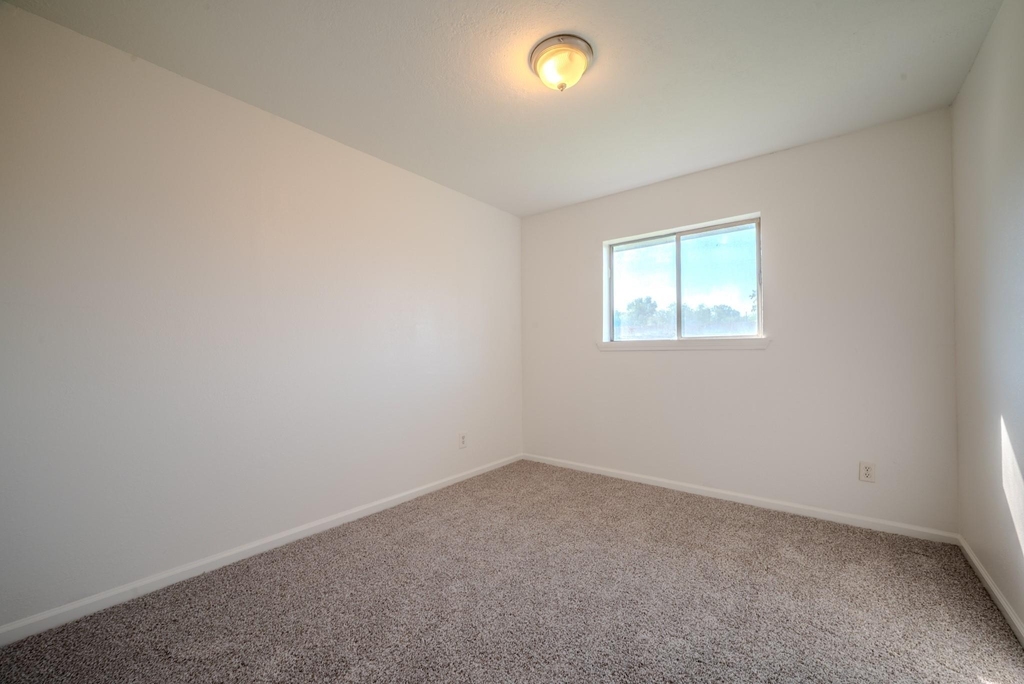 1102 Crosby Dayton Road - Photo 33