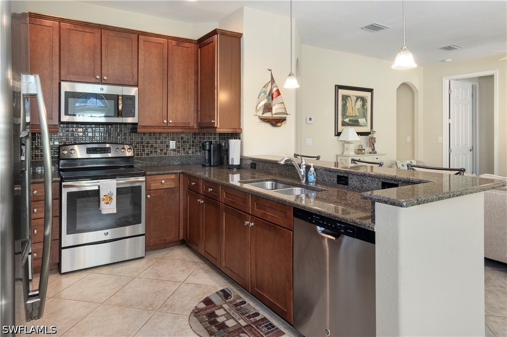 9063 Capistrano Street N - Photo 4