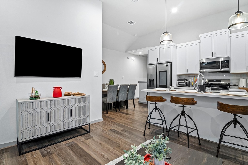 829 N Emile Street - Photo 29