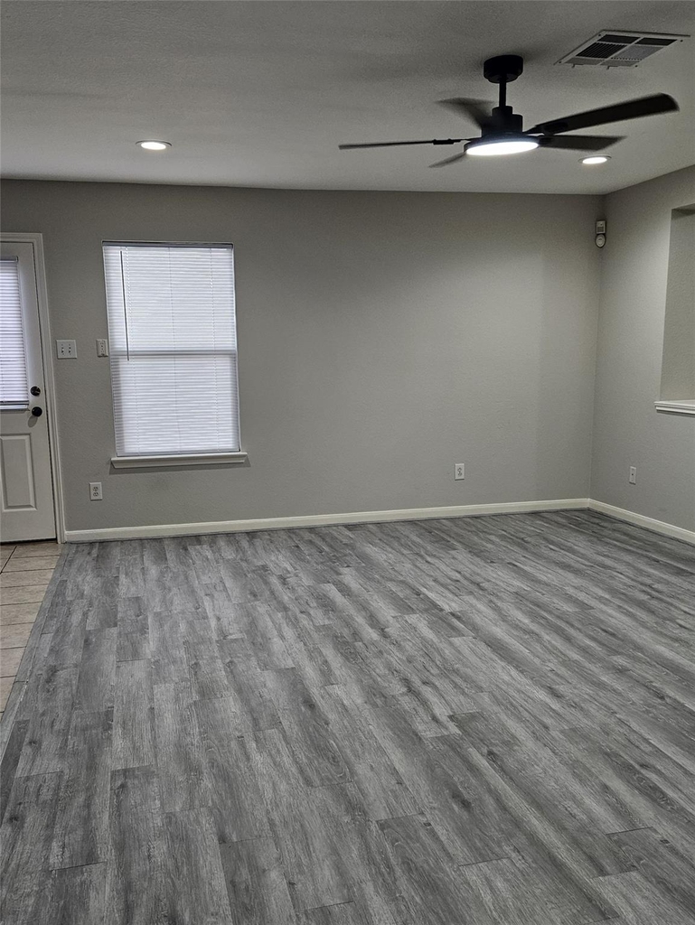 1130 Concord Place - Photo 11