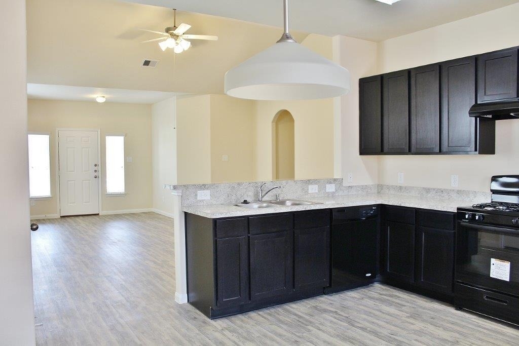 12402 Maura Lane - Photo 5