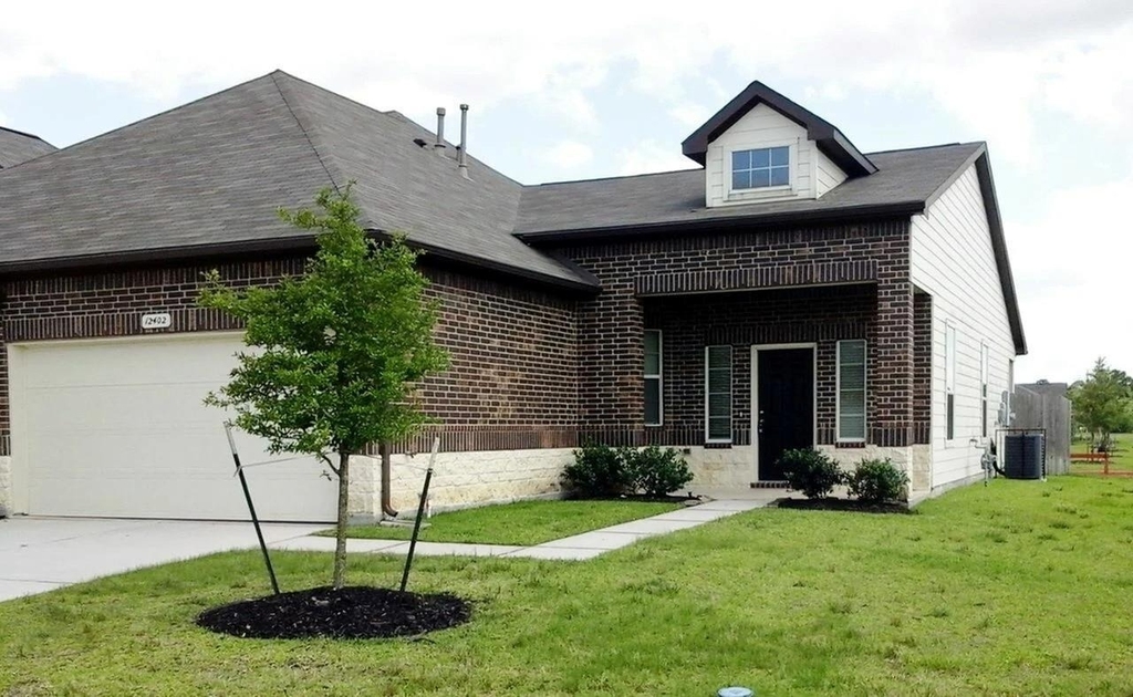 12402 Maura Lane - Photo 0