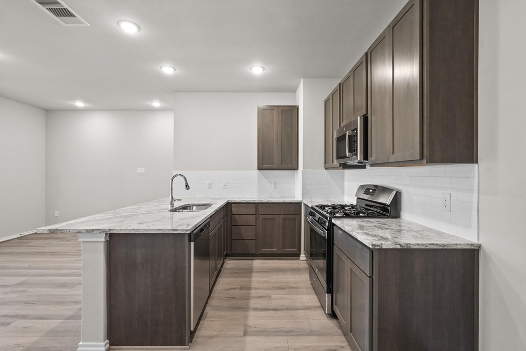 1114 Hugh Landing Lane - Photo 2