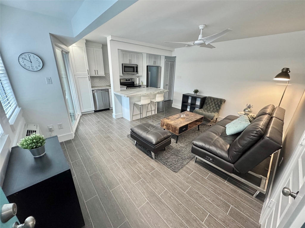 412 Pacific Street - Photo 0