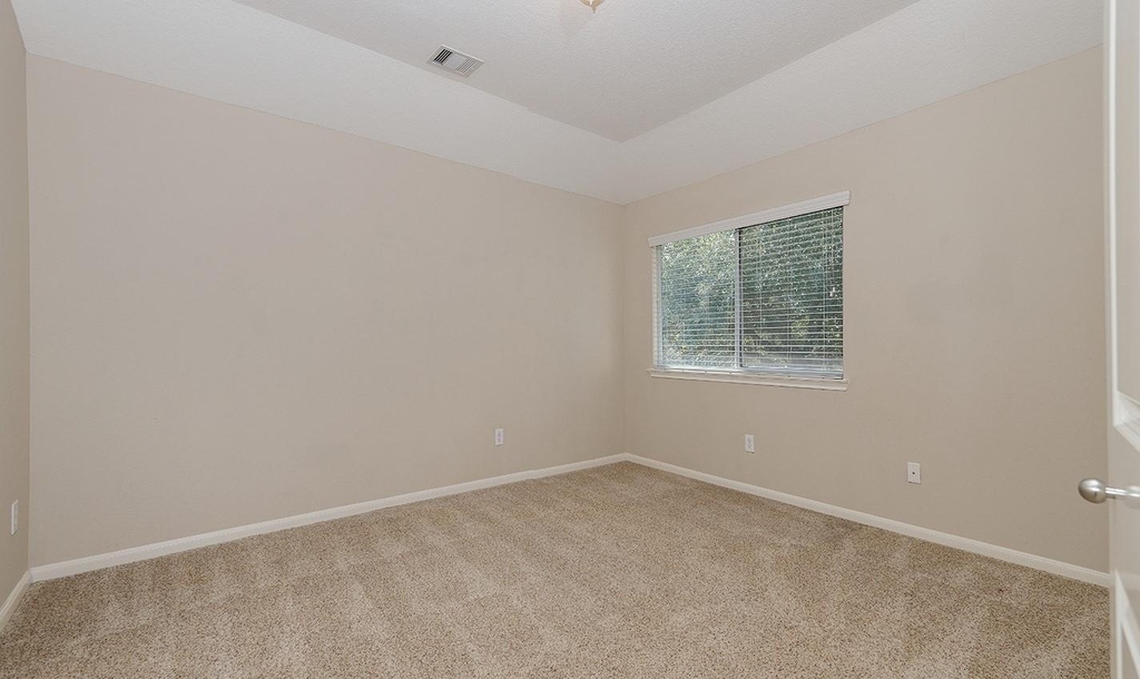 50 E Pipers Green - Photo 24