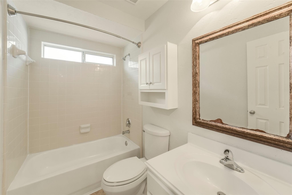 2414 Falcon Knoll Ln - Photo 41