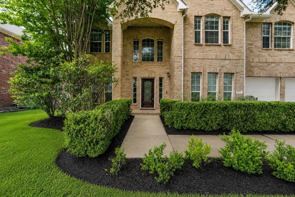 2414 Falcon Knoll Ln - Photo 3