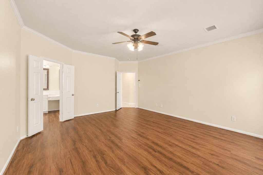 2414 Falcon Knoll Ln - Photo 25