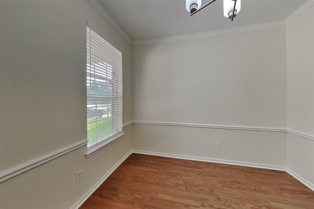 1418 Summer Rain Drive - Photo 4
