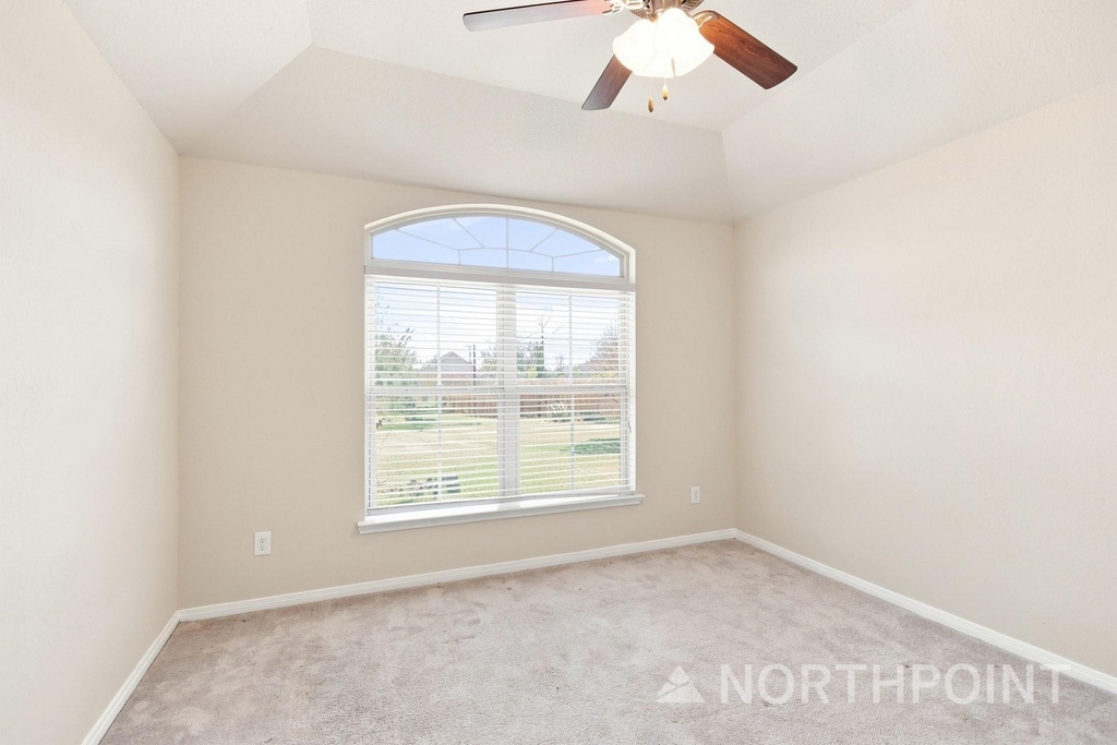 22488 Toronado Ridge Lane - Photo 11