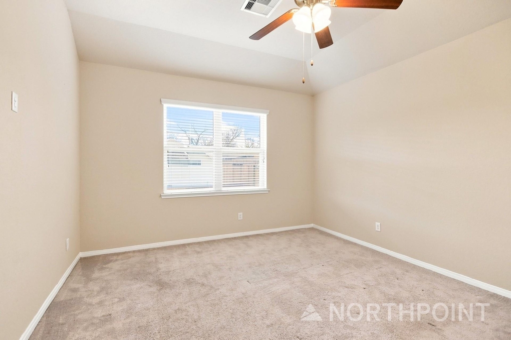 22488 Toronado Ridge Lane - Photo 6