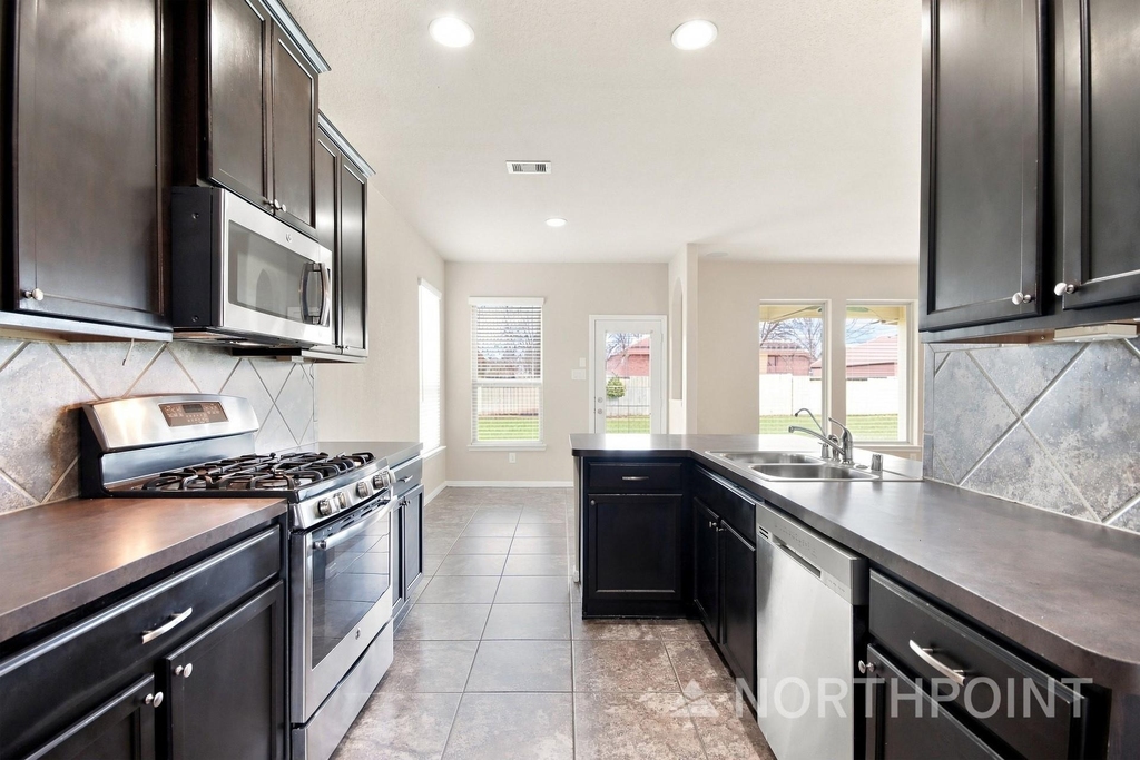 22488 Toronado Ridge Lane - Photo 3