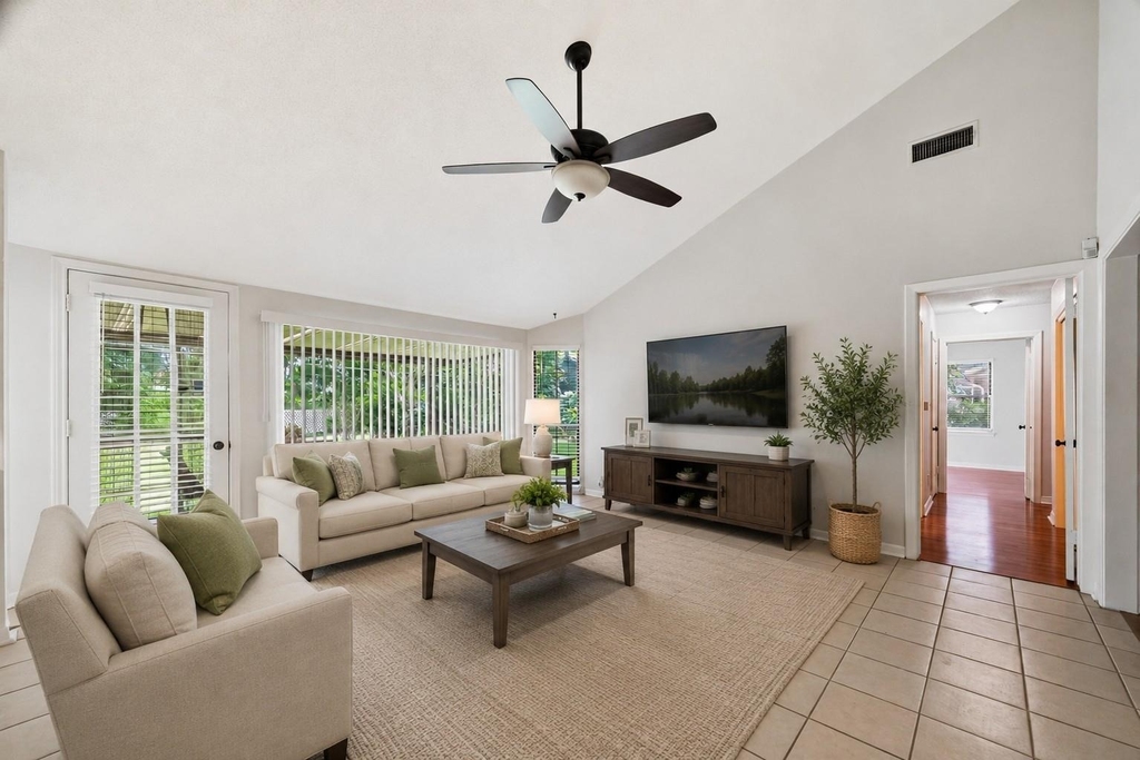 5114 Beechnut Street - Photo 3
