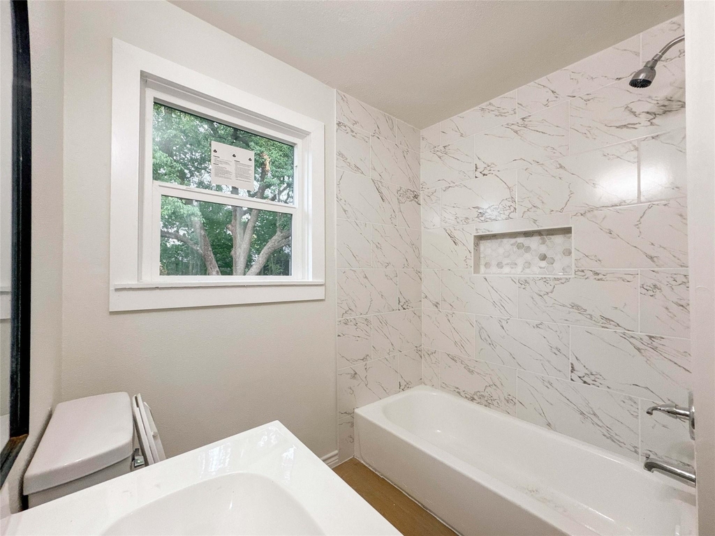 703 Texas Avenue - Photo 13