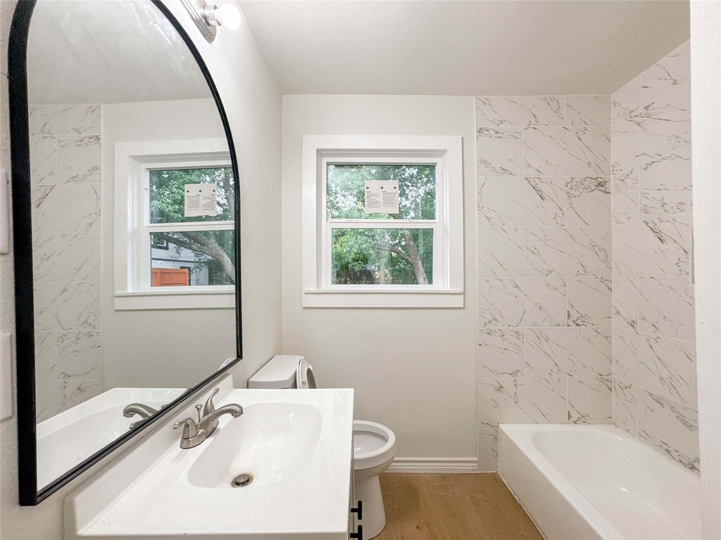 703 Texas Avenue - Photo 14