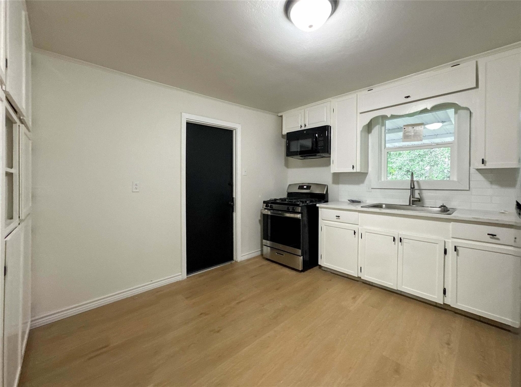703 Texas Avenue - Photo 7