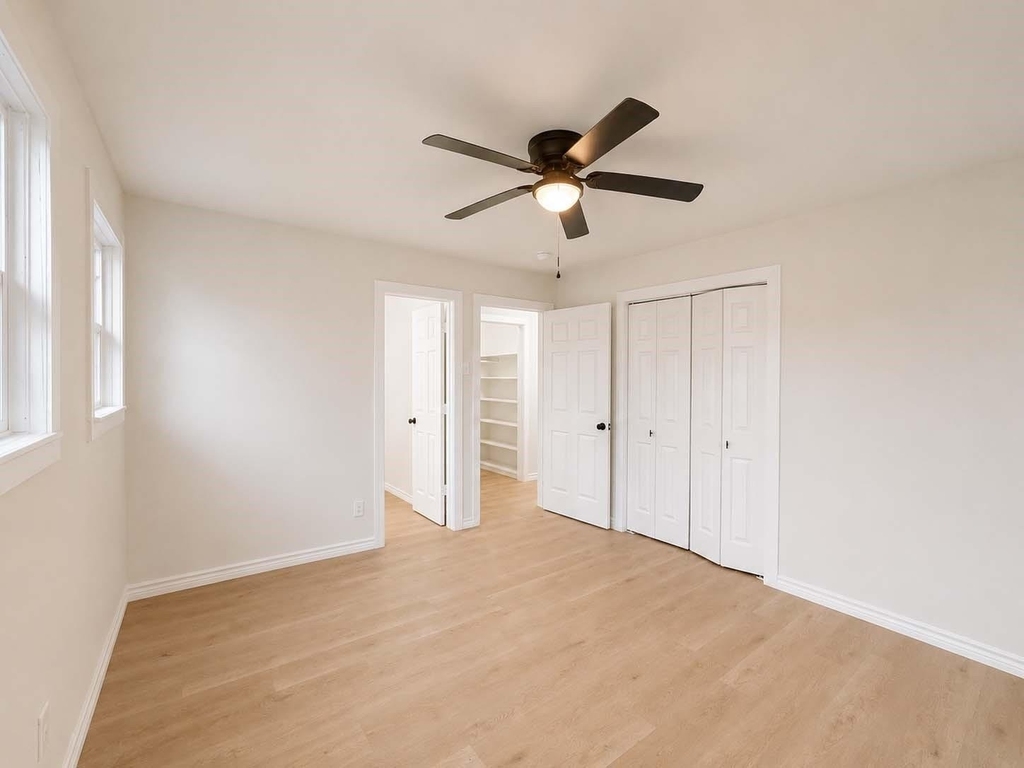 703 Texas Avenue - Photo 16