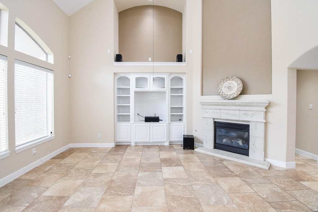 7606 Westmoreland Drive - Photo 12