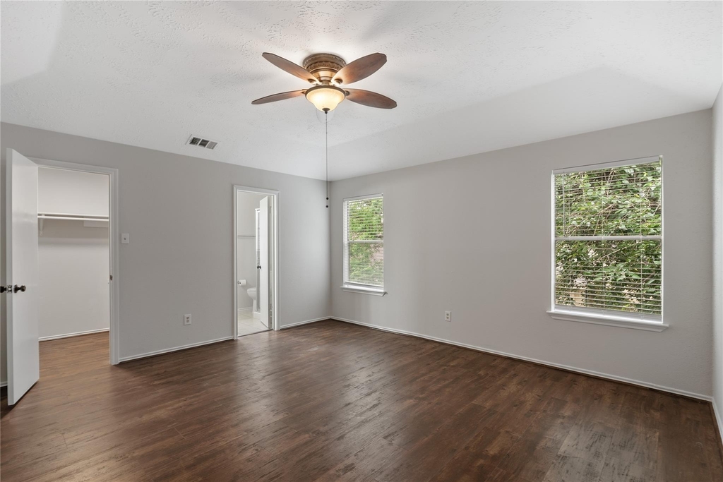 4807 Shadowdale Drive - Photo 10
