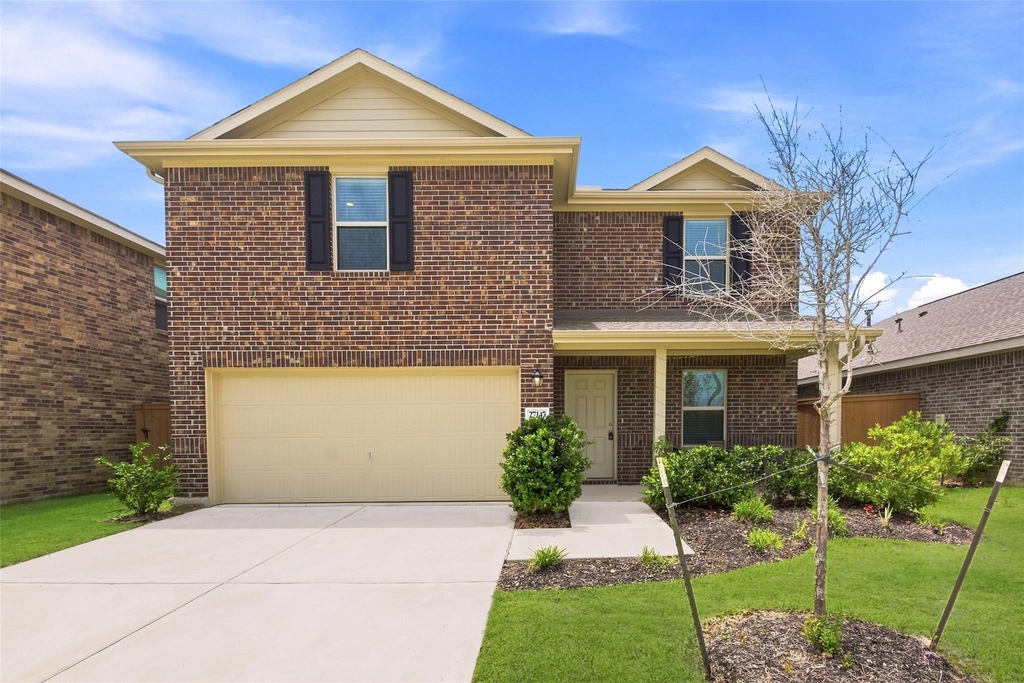 27147 Breakaway Lane - Photo 0