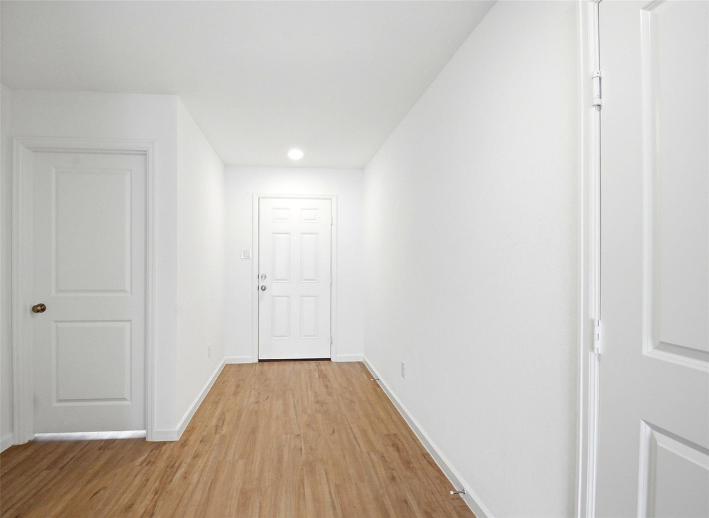 27147 Breakaway Lane - Photo 2