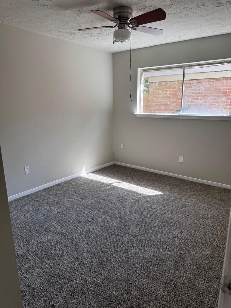 9706 Galston Lane - Photo 13