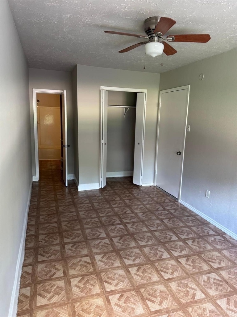 9706 Galston Lane - Photo 3