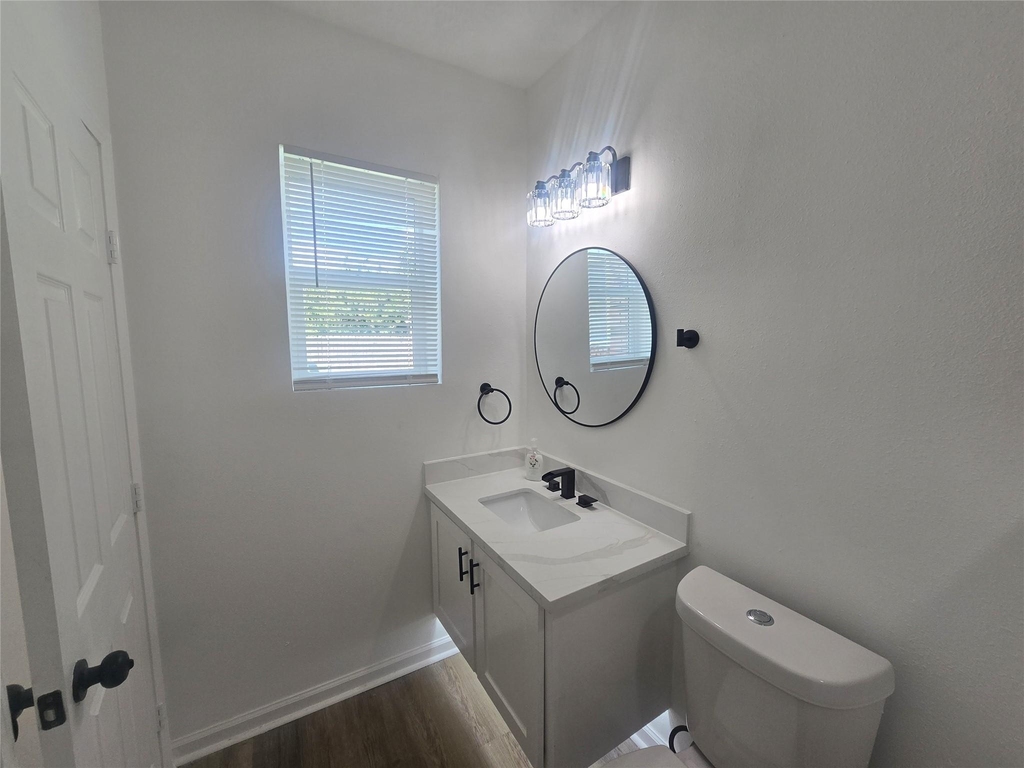 5102 Avenue L - Photo 17