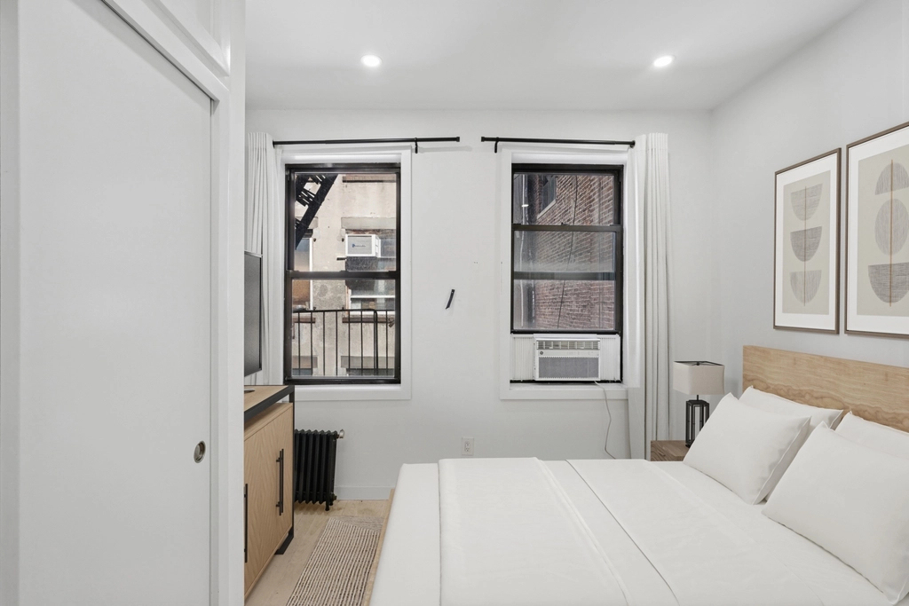 212 Lafayette Street - Photo 3