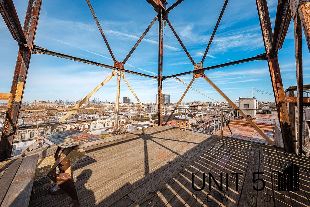 345 Eldert Street - Photo 11