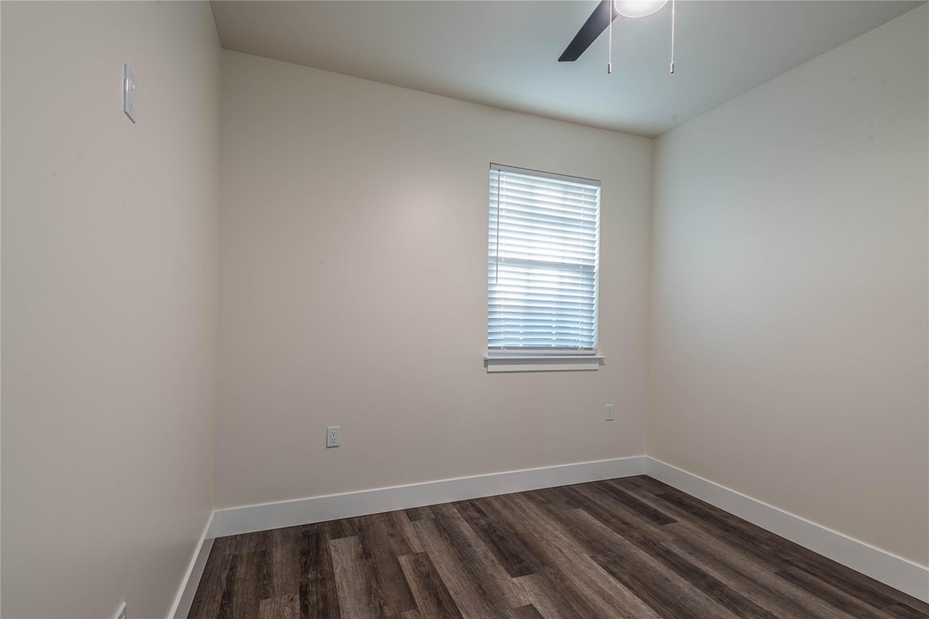 6003 De Moss Drive - Photo 25