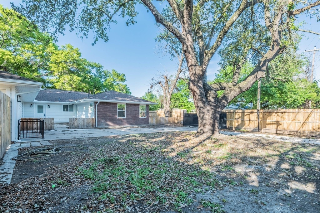 6003 De Moss Drive - Photo 17