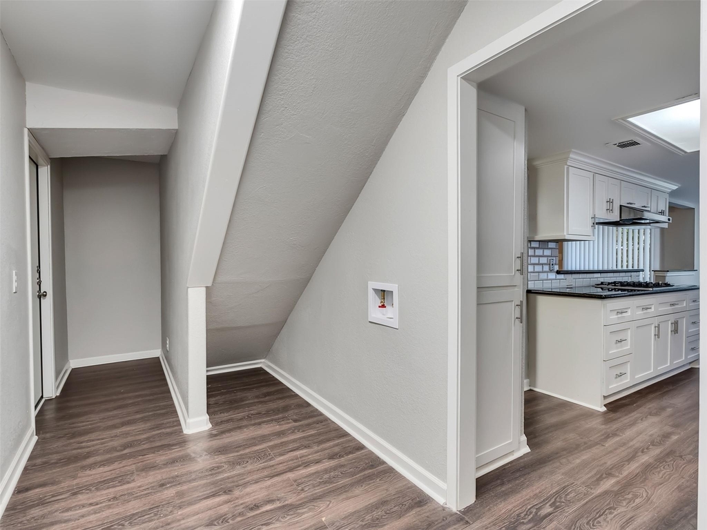 2030 Lone Rock Drive - Photo 32