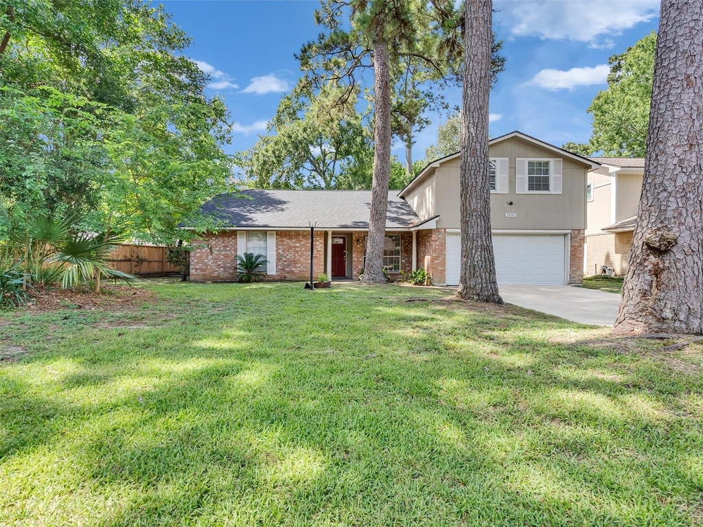 2030 Lone Rock Drive - Photo 1