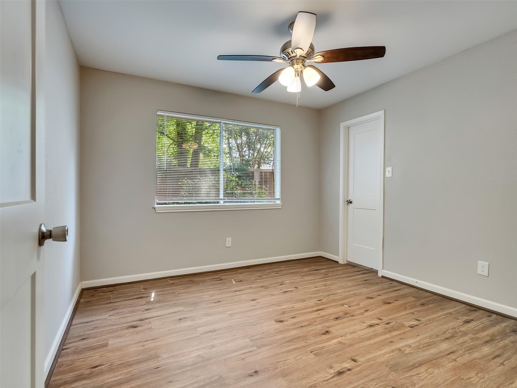 2030 Lone Rock Drive - Photo 26