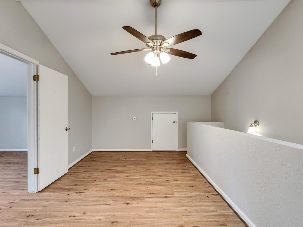 2030 Lone Rock Drive - Photo 28