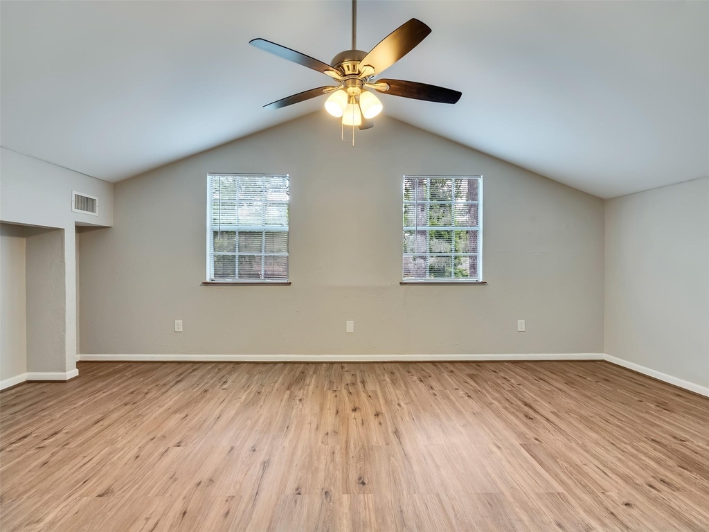 2030 Lone Rock Drive - Photo 30
