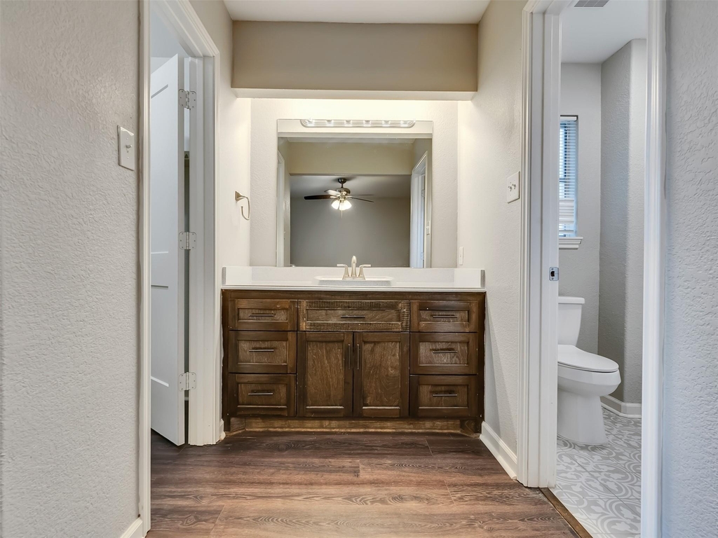 2030 Lone Rock Drive - Photo 20