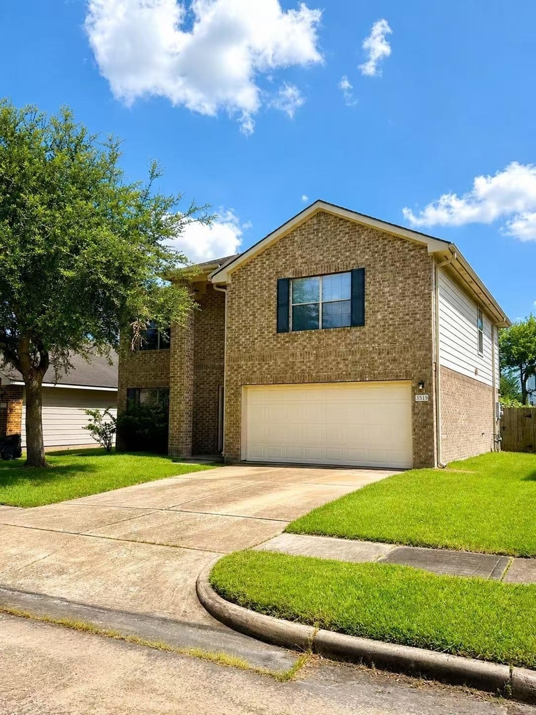 3519 Benjamin Franklin Lane - Photo 0